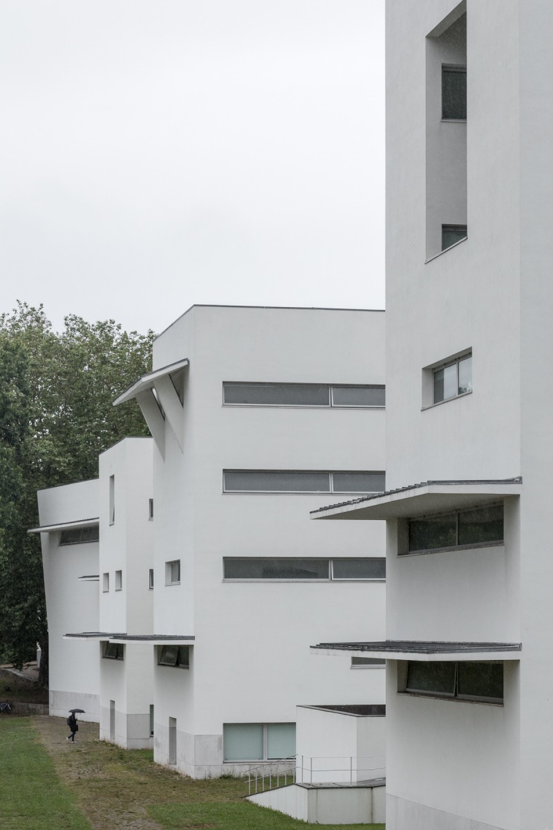 Architecture Faculty in Porto_Ãlvaro Siza